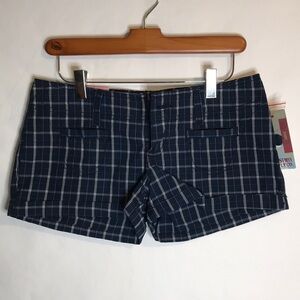 NWT Mossimo Supply co Low rise Shorts size 3 Navy blue/white